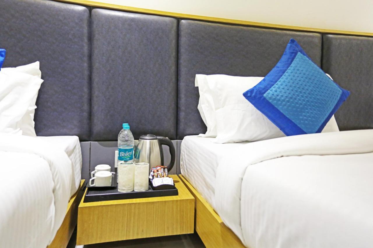 Hotel Apple Villa - Near Delhi Airport With Free Airport Transsfer Нью-Дели Экстерьер фото