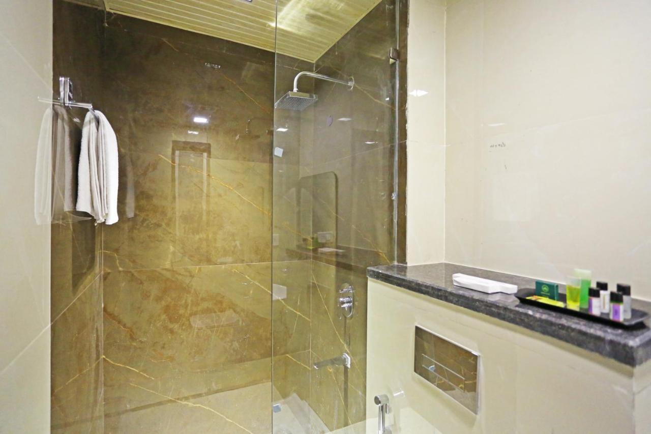 Hotel Apple Villa - Near Delhi Airport With Free Airport Transsfer Нью-Дели Экстерьер фото
