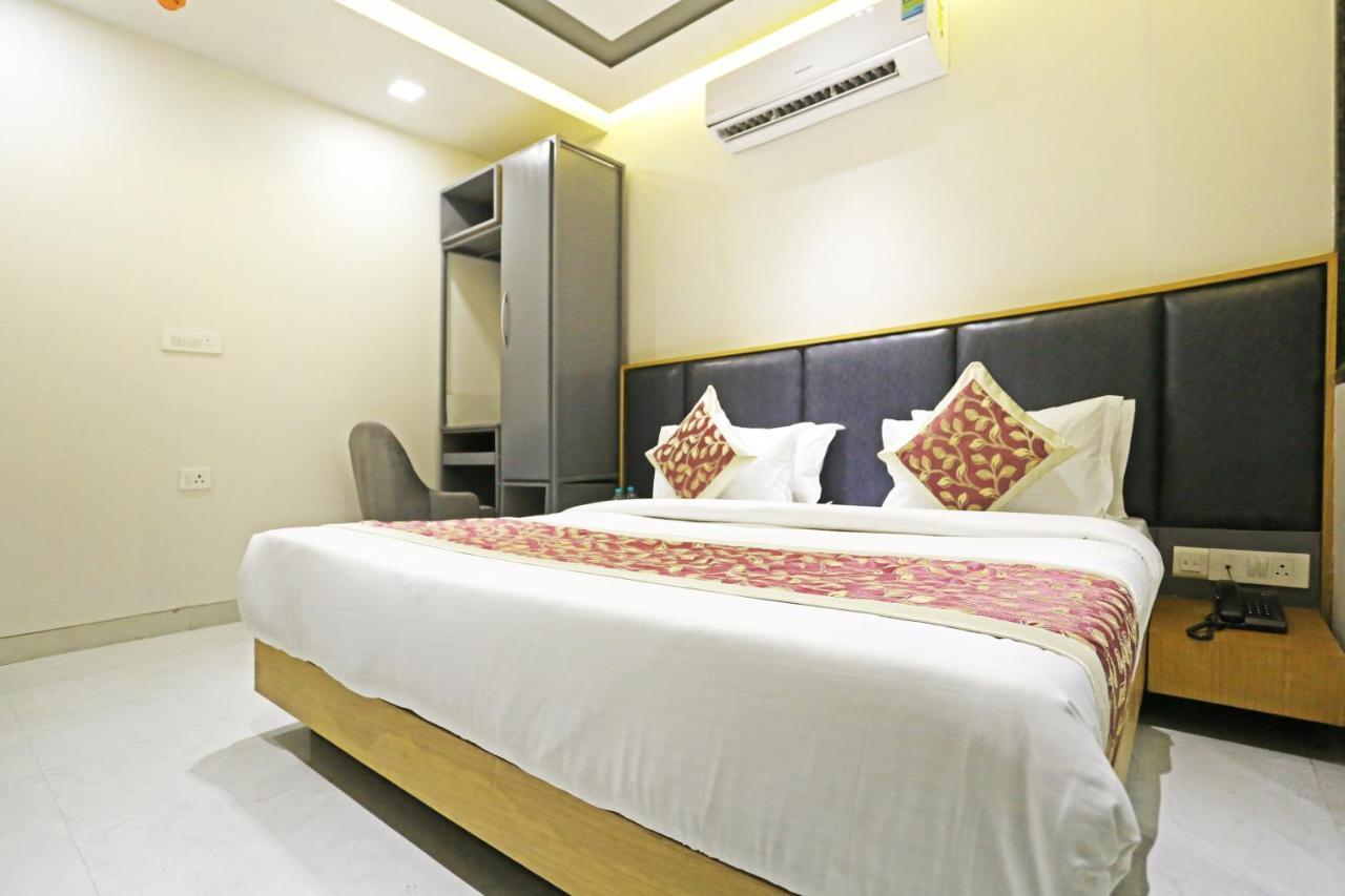 Hotel Apple Villa - Near Delhi Airport With Free Airport Transsfer Нью-Дели Экстерьер фото