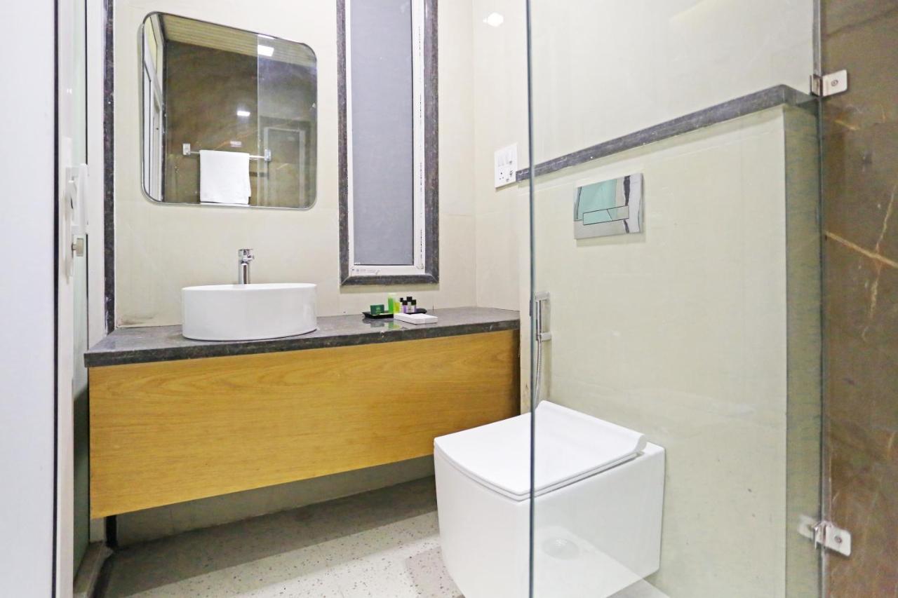 Hotel Apple Villa - Near Delhi Airport With Free Airport Transsfer Нью-Дели Экстерьер фото