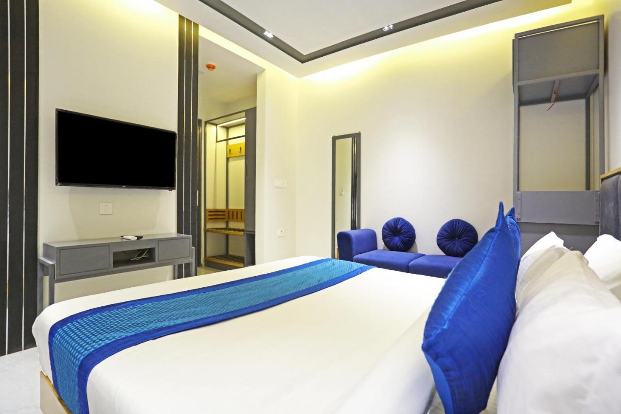 Hotel Apple Villa - Near Delhi Airport With Free Airport Transsfer Нью-Дели Экстерьер фото