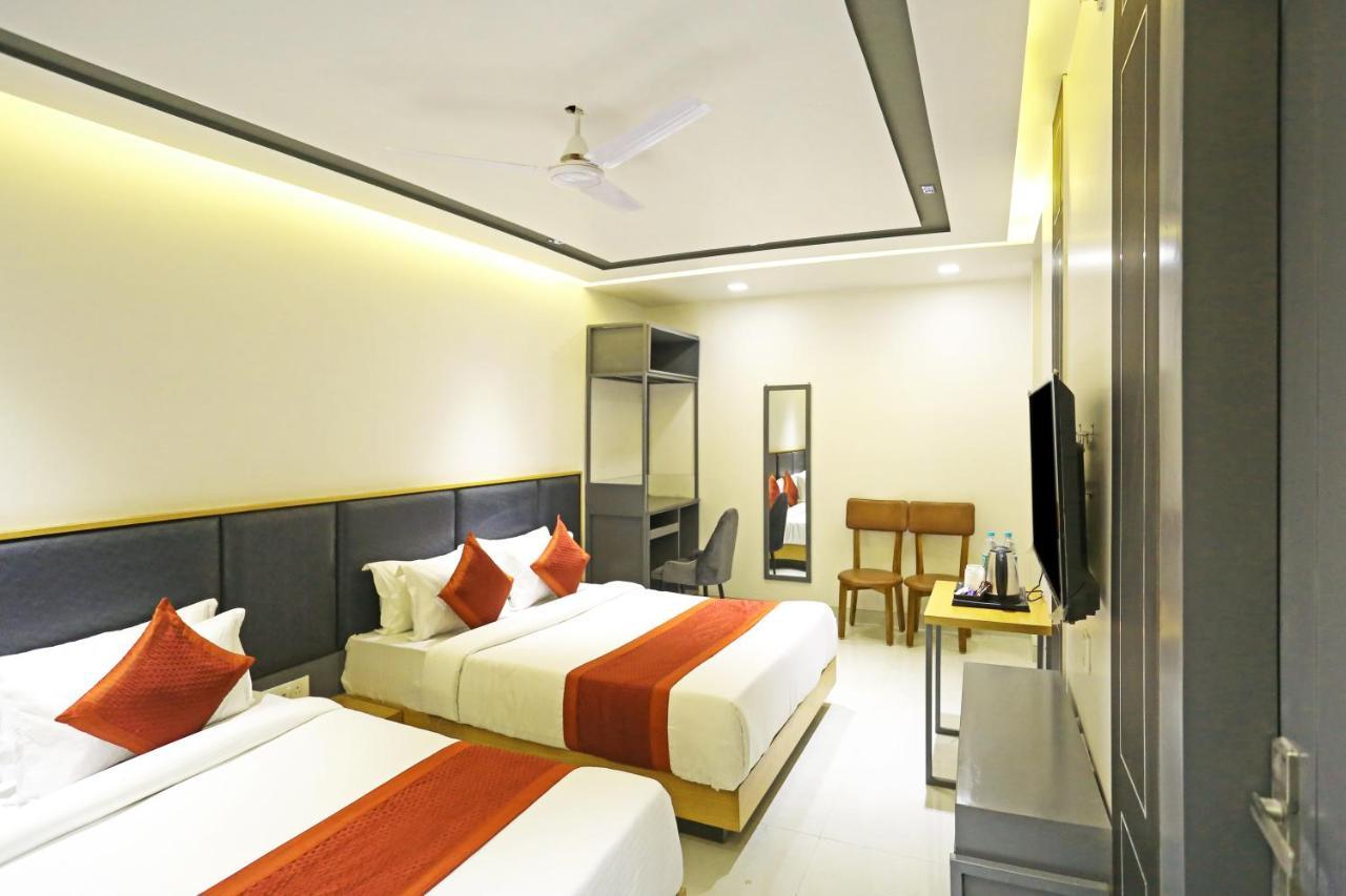 Hotel Apple Villa - Near Delhi Airport With Free Airport Transsfer Нью-Дели Экстерьер фото